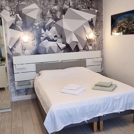 Elisabeta Studio Apartment ブカレスト エクステリア 写真